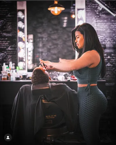Michelly Barber Latitude 23 Studio