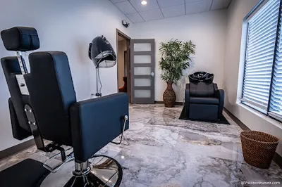 WOW Beauty & Barber Lounge LLC