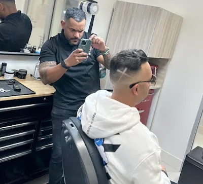 Juanchi The Barber