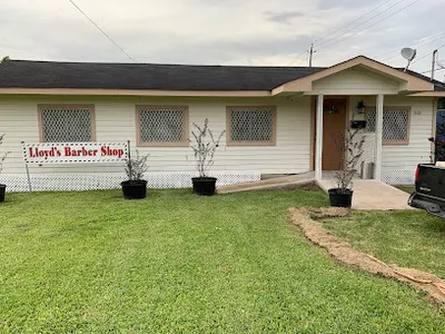 Lloyd's Barber Shop