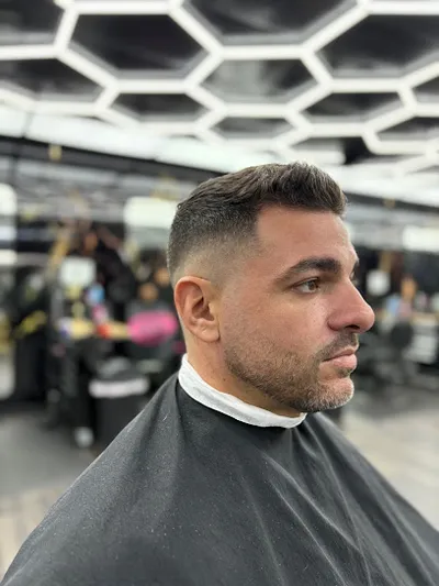 Life Cuts VIP Barbershop