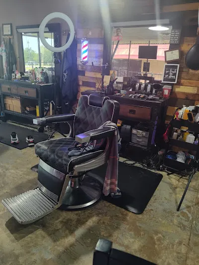 1331 Groomers Lounge Barbershop