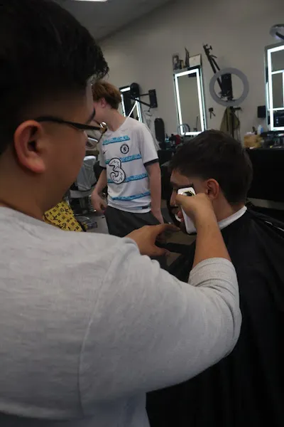Christian The Barber (Cfades)