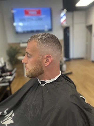 DARK FADER BARBERSHOP 3