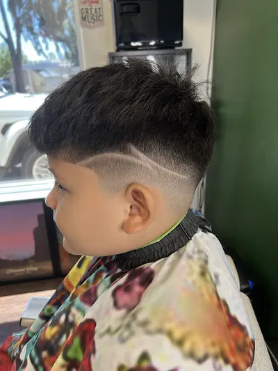 Cesar's Hidden Pines Barber Shop