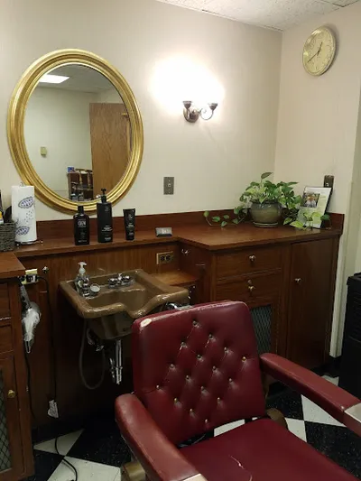 Golden Razor Barber Salon