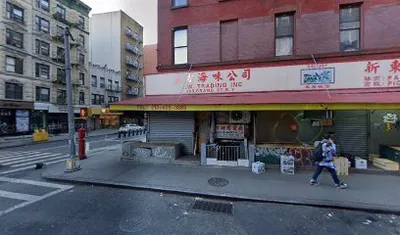 Qing’s Barber Shop