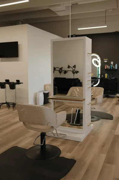 10N Beauty Salon and Barbershop