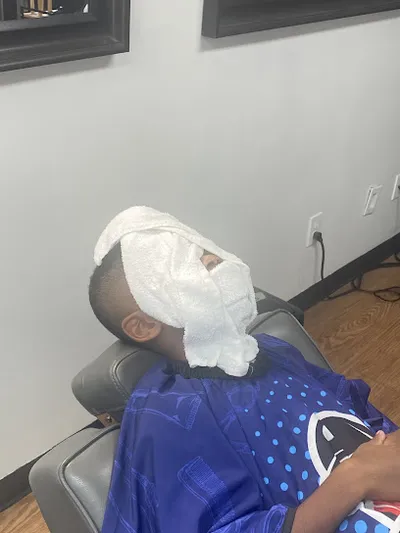 BERNIE THE BARBER MR BERNS
