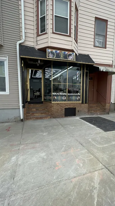 EDDY’S BARBER SHOP