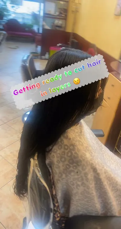 Neelu's Khubsoorat Beauty Salon & Barber shop Unisex