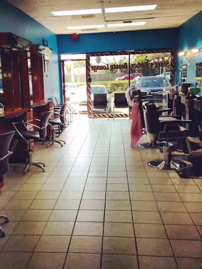 Stunt's Barber & Beauty Lounge