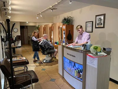 Lou's Modern Barber Shop