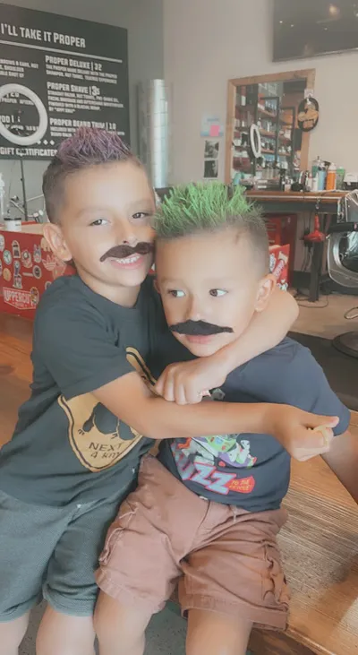 Bombshell BarbereTTe Barbershop