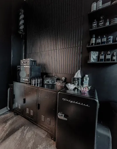 Cognac Barber