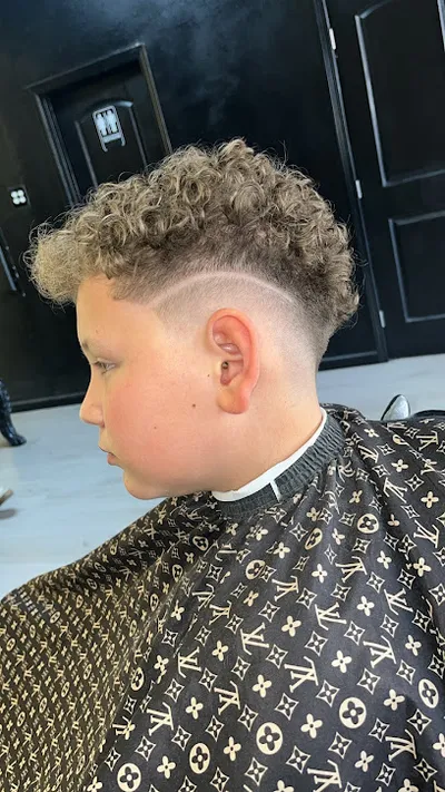 Diestros’ Hairstudio - Barbershop