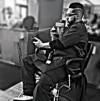 Mike Da Barber