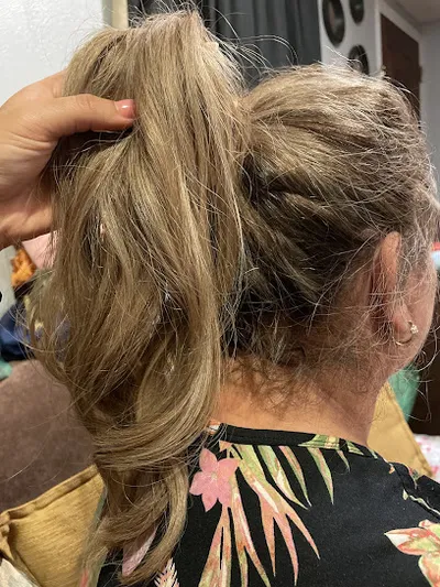 Sandra'z Beauty Salon & Barber