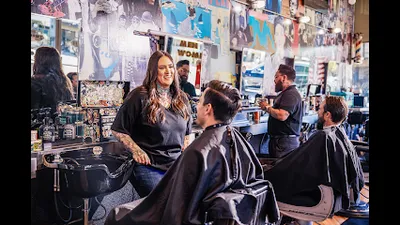 Floyd's 99 Barbershop