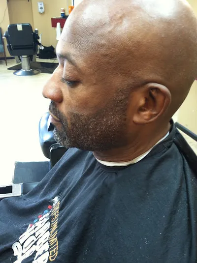 Styles Unlimited Barber Moe
