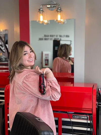 Lexi The Barber