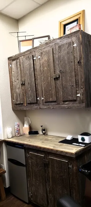 Suzie's Barbershop