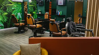 BR Way Barbershop & Beauty