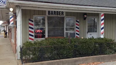 Menke's Main Street Barber