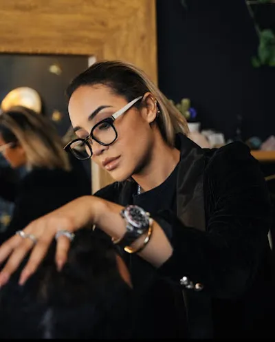 Master Barber Vega