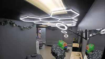 G4 Studio Barber