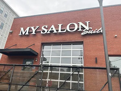 Hall Of Fame Barber Lounge