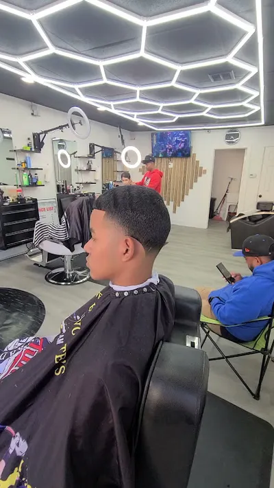 Bella's Barber Shop