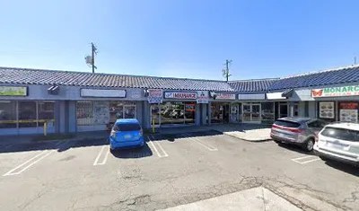 La Rivera Beauty & Barber Salon