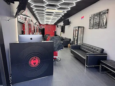 CUTTING BREED BARBERSHOP