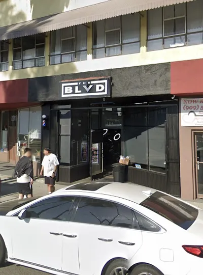 Alejo barber The BLVD