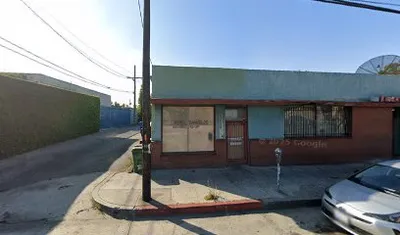HENRY BANUELOS BARBER SHOP