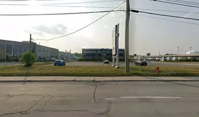 School Truck Professional Du Québec Inc