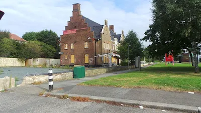 The Dutch House