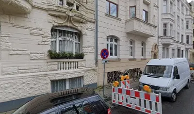 LB Racket Stringing Services