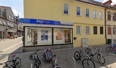 brown SNEAKERS & STYLE