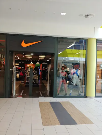 Nike Factory Store Berlin A10