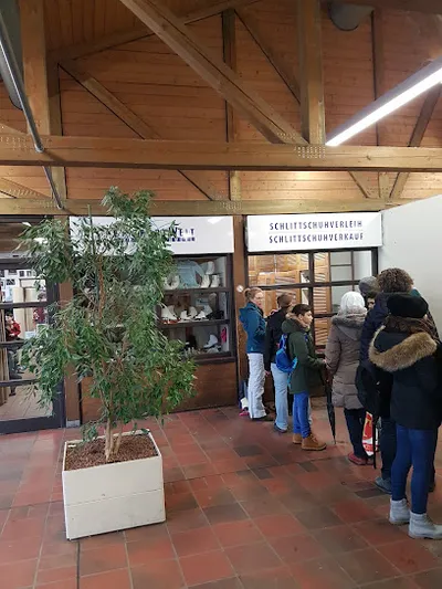 EissportWelt Gerti Schanderl - Eishockey-/ Eiskunstlauf-Sportgeschäft in München