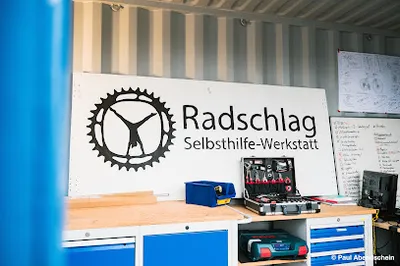 Radschlag - Selbsthilfe Fahrradwerkstatt