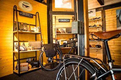 Brooks Leder Sattel Shop