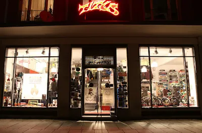 TITUS Dresden - Skateshop und Streetwear