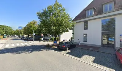 Fahrrad Reparaturstation Unterschleißheim, Bezirksstraße