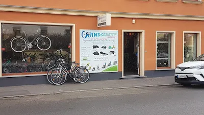 IM WINDSCHATTEN - RADSPORT