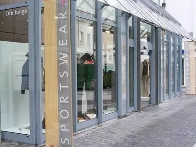 Die Jungs - in + out, Reise-, Sport- und Freizeitequippment