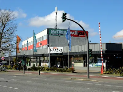 McTREK Outdoor Sports