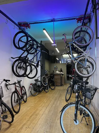 Rheintritt Maßfahrräder und Werkstatt (by Phi-Me-Bikes e.K.)